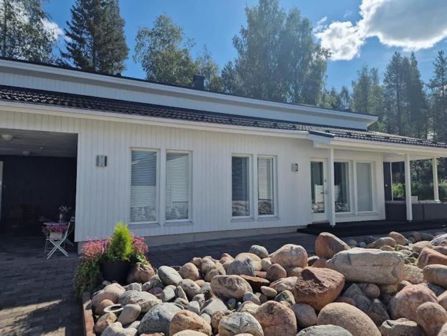 Villa Omaloma Ulkoilijan Unelma Rovaniemi Ngoại thất bức ảnh